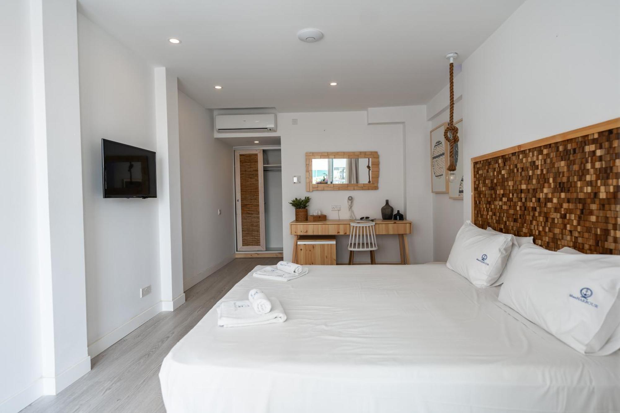 Blue Harbour Boutique Aparthotel Ayia Napa Luaran gambar