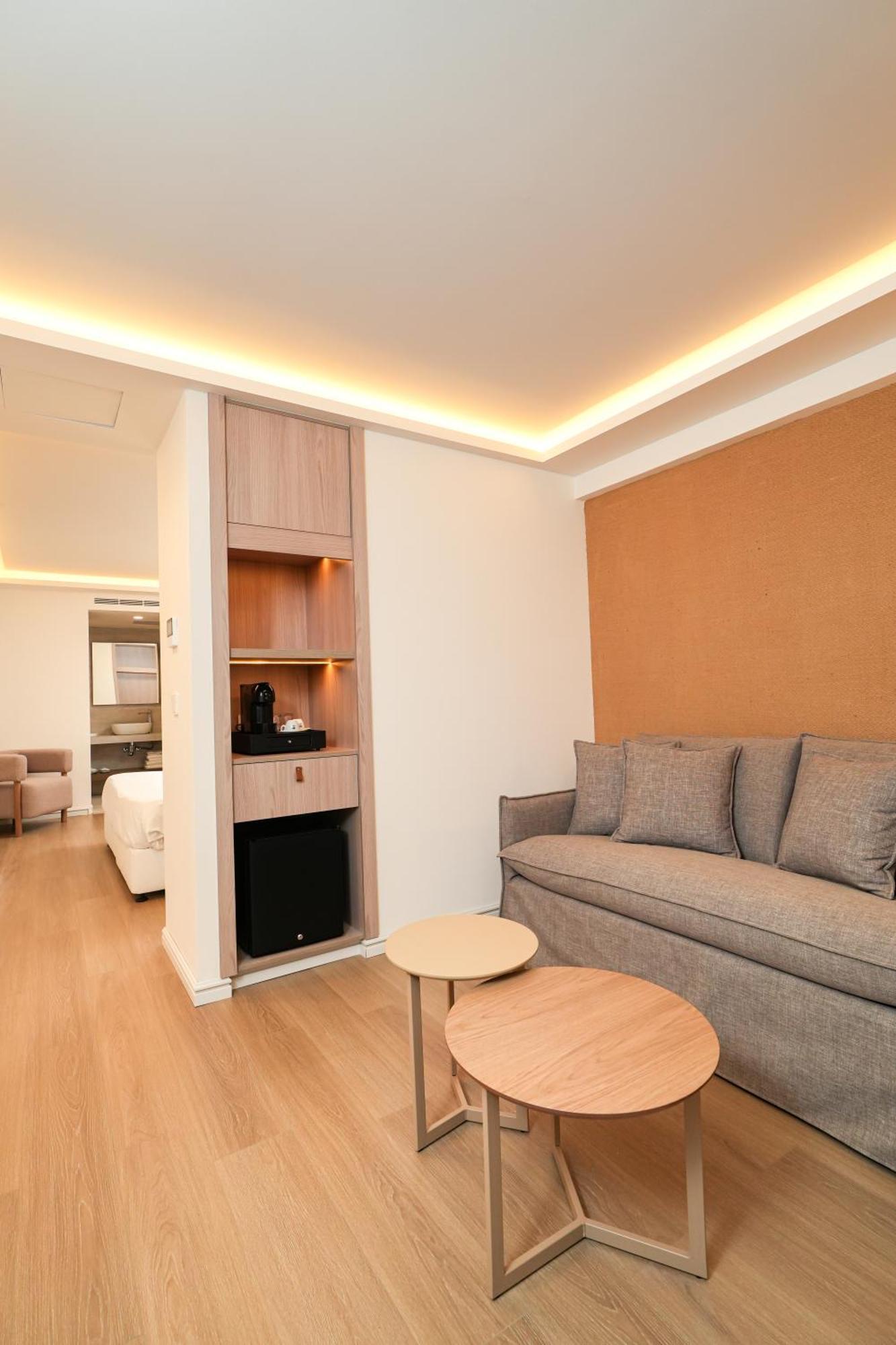 Blue Harbour Boutique Aparthotel Ayia Napa Luaran gambar
